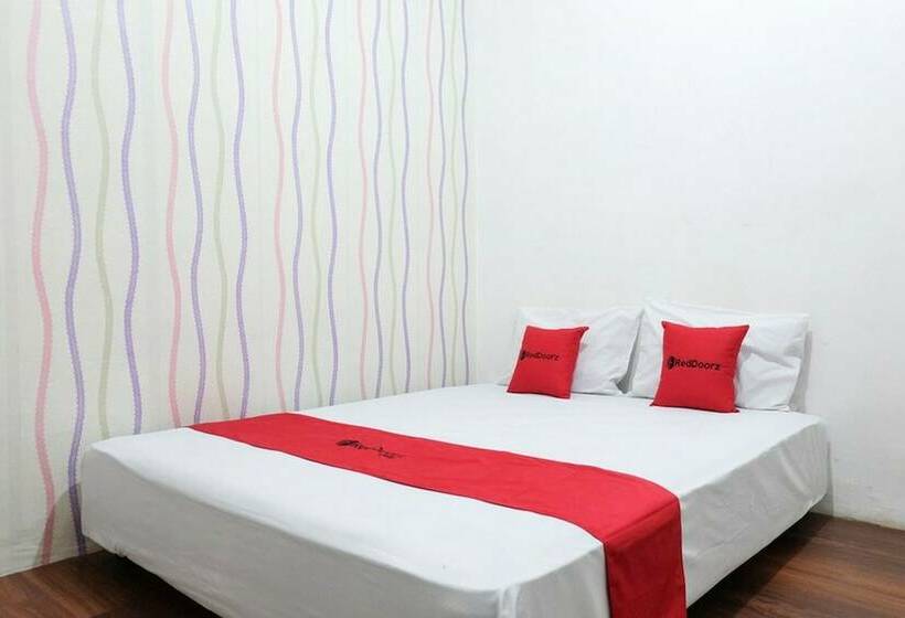 스탠다드 룸, Reddoorz Near Ahmad Yani Airport 3