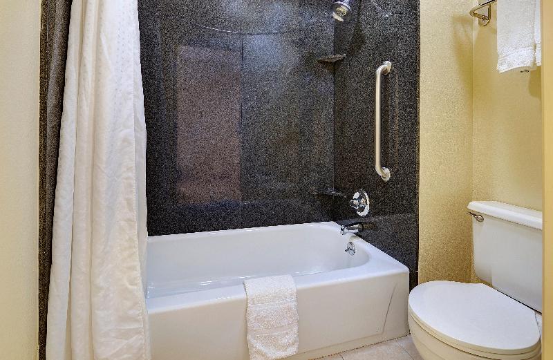 Номер Executive Кровать Кинг, Holiday Inn Express San Diego South   National City, An Ihg