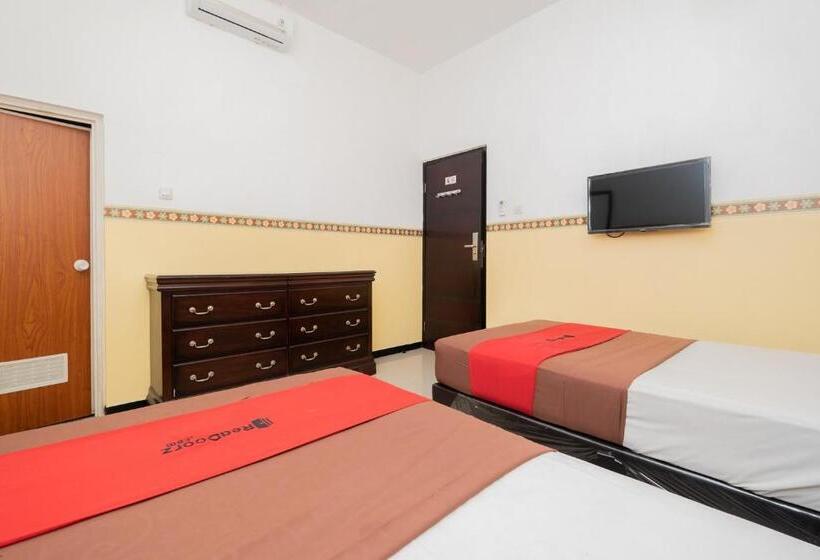 Номер Стандарт, Reddoorz Near Taman Krida Budaya Malang