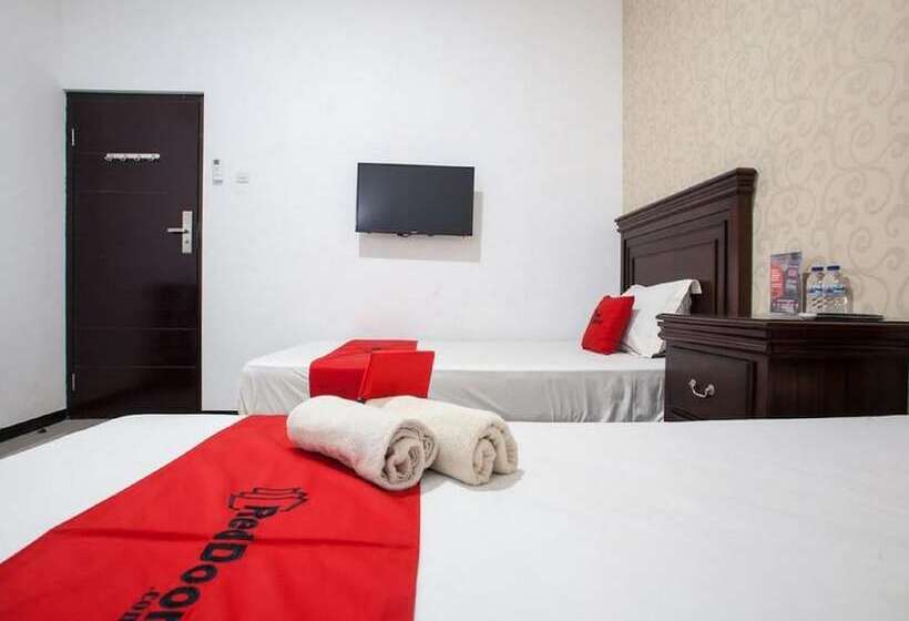 Номер Стандарт, Reddoorz Near Taman Krida Budaya Malang