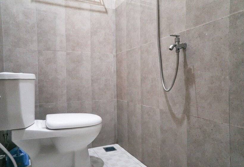 Номер Стандарт, Reddoorz Syariah Near Exit Tol Malang