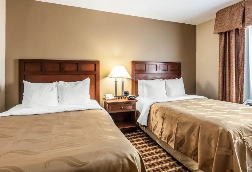 سوییت, Quality Suites Paducah I 24