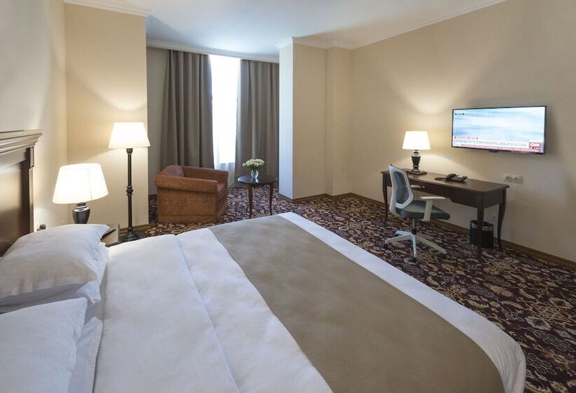 سوییت, Ani Grand Hotel Yerevan