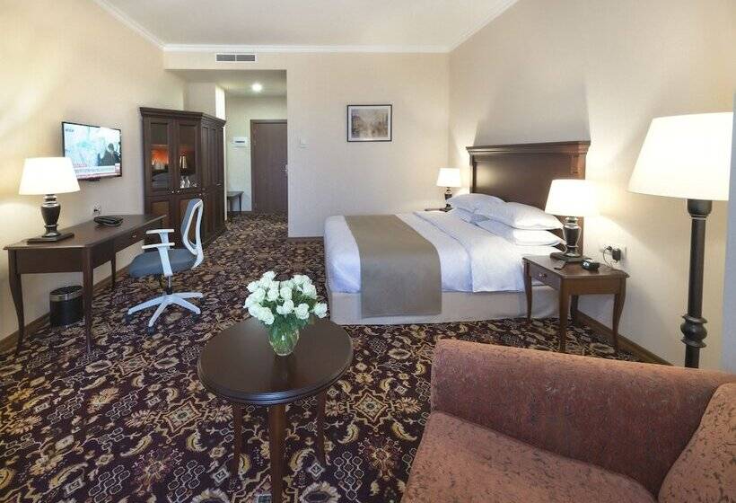 سوییت, Ani Grand Hotel Yerevan