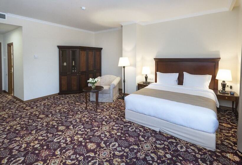 سوییت, Ani Grand Hotel Yerevan