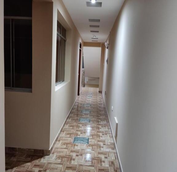 اتاق لوکس, D´ Barrig