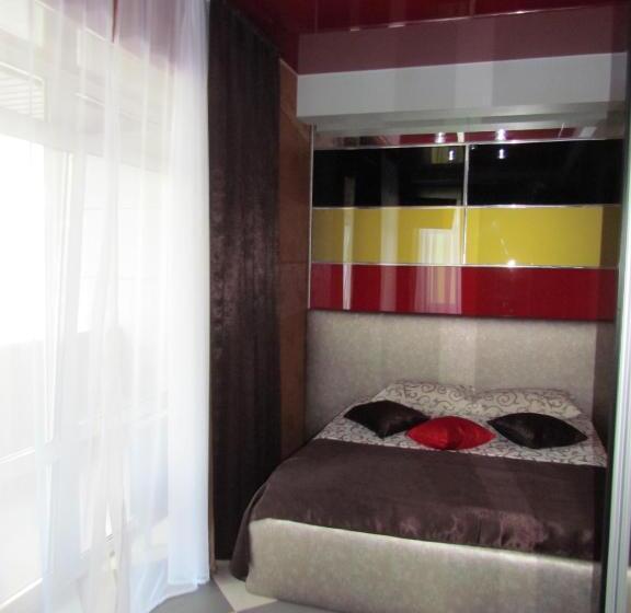 발코니가 있는 스위트, Guest House Khan