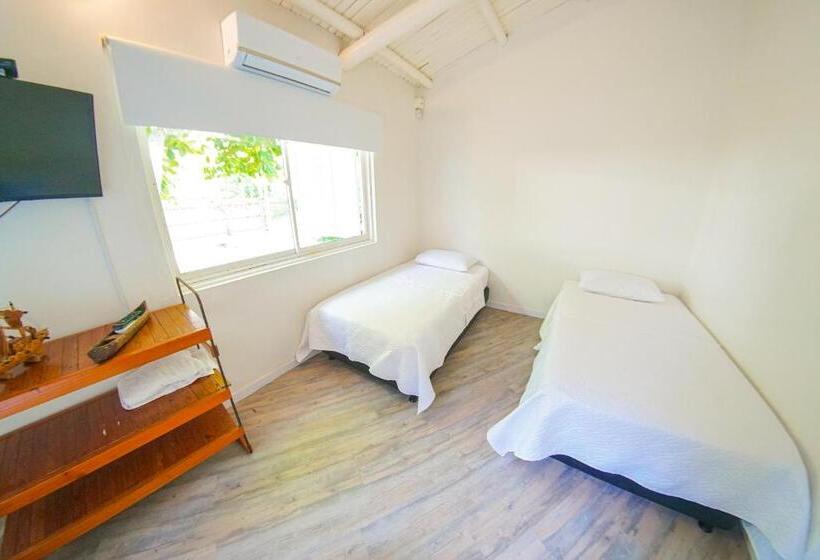 Quarto Triplo Estandar Banheiro Compartilhado, Quinta Del Mar El Paraiso