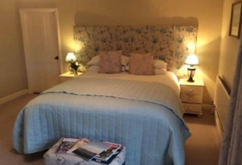 Quarto Estandar, Sidney House Farm
