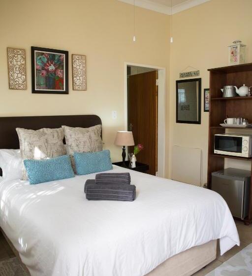 اتاق استاندارد یک نفره, Franka Guesthouse