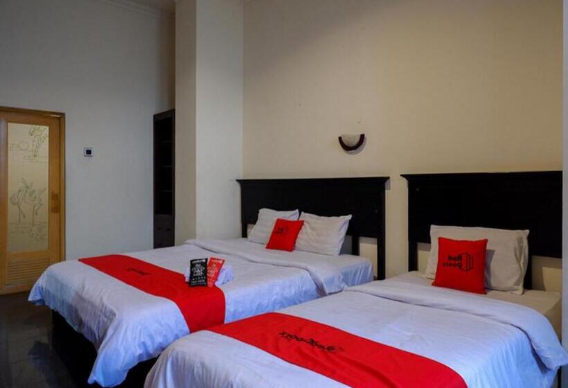 Семейный Номер, Reddoorz Near Tugu Yogyakarta