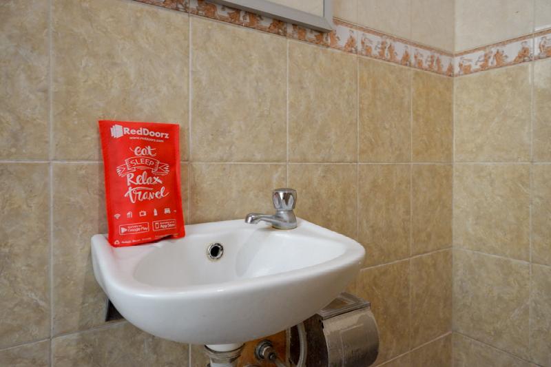 Номер Стандарт, Reddoorz Near Tugu Yogyakarta