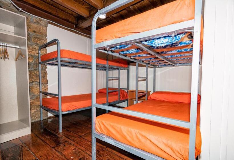4인용 스탠다드 룸, Albergue Santa Marina