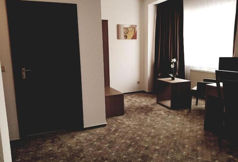 Номер Стандарт Трехместный, Easy&cosy Hotel Moers