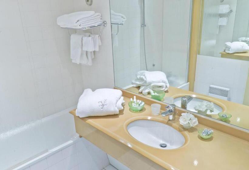 Люкс, Hôtel L Yeuse   Teritoria