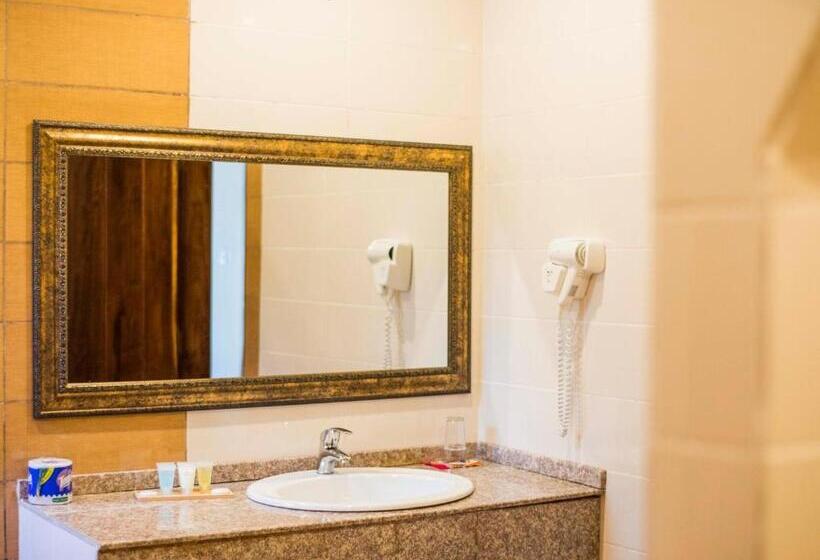 디럭스 룸 가든 전망, Vrclub Paje Palms Beach Resort