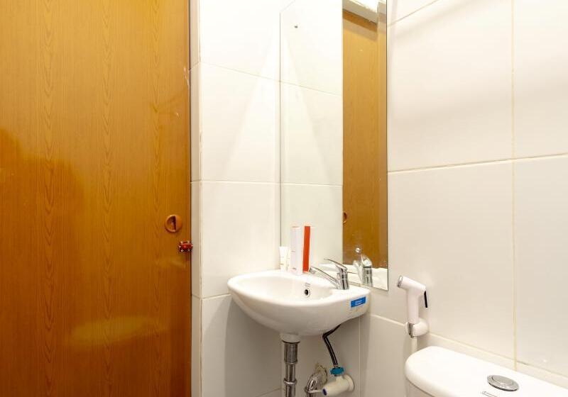 Номер Стандарт, Urbanview Os Residence Medan By Reddoorz