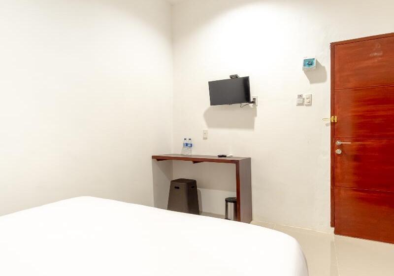 Номер Deluxe, Urbanview Os Residence Medan By Reddoorz