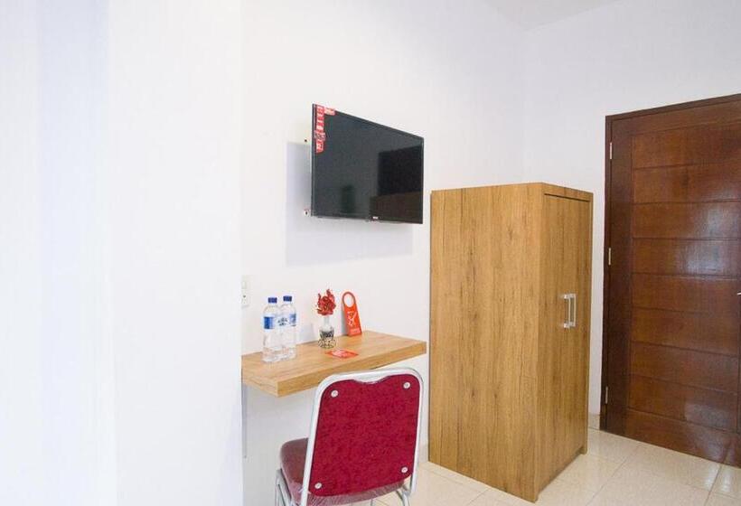 Номер Стандарт, Reddoorz @ Rs Adam Malik Medan
