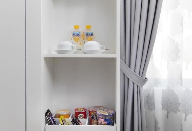 اتاق لوکس, Aha Boutique