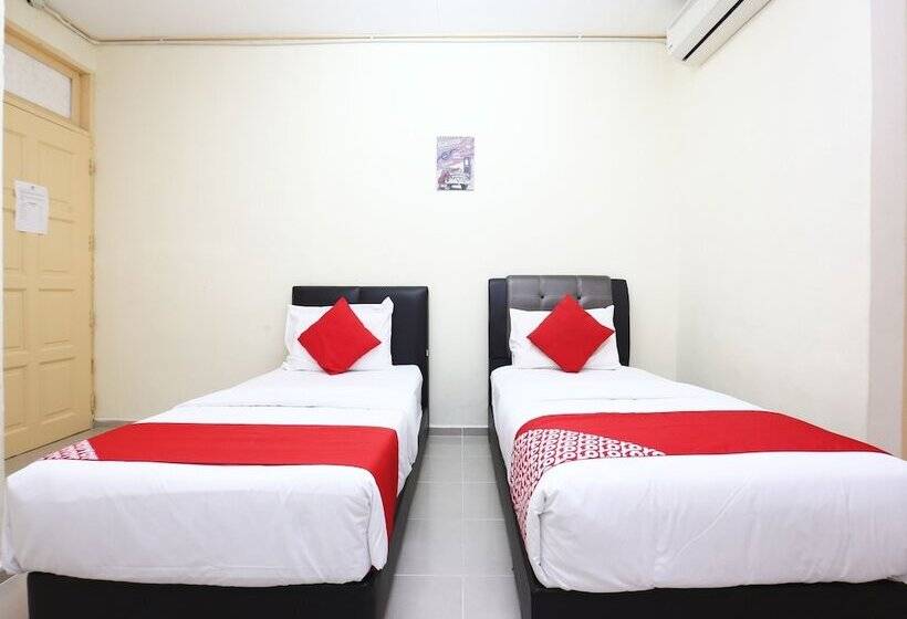 Quarto Deluxe, O Pelangi Marang