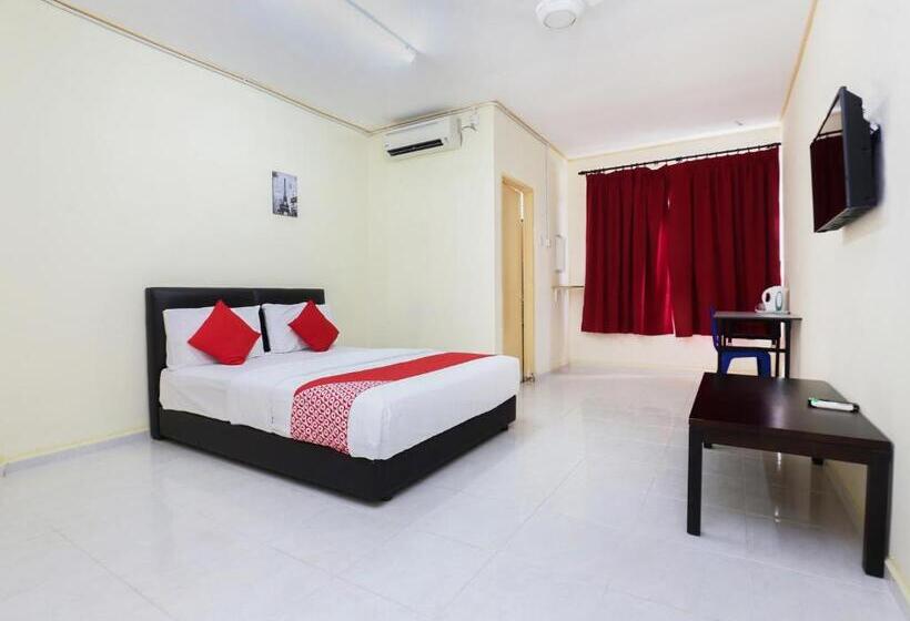 Quarto Deluxe, O Pelangi Marang