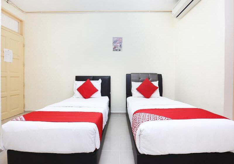 Quarto Deluxe, O Pelangi Marang