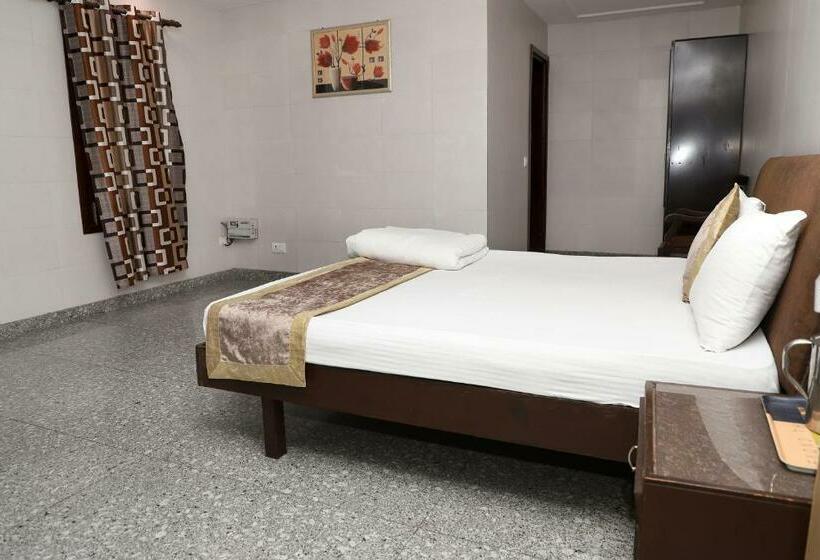 豪华房间, Preet Palace  5 Mints Walk From Nizamuddin Railway Station
