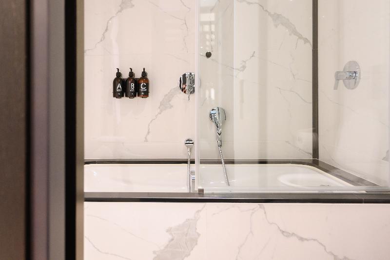 Habitación Deluxe con Terraza, Seventy Barcelona