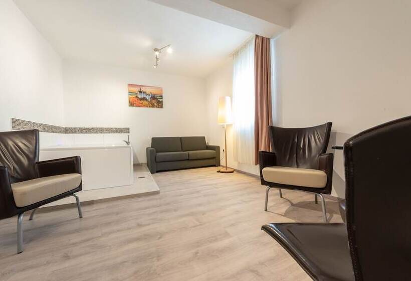 Family Suite, In Laisen