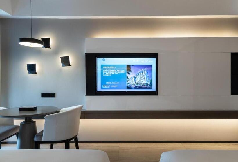 اتاق لوکس با چشم‌انداز شهر, Tian Yi International Hotel 天艺国际酒店
