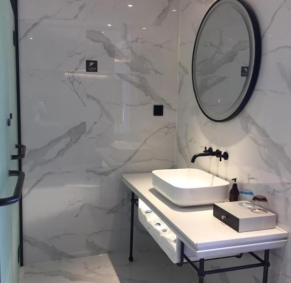 اتاق استاندارد, Tian Yi International Hotel 天艺国际酒店