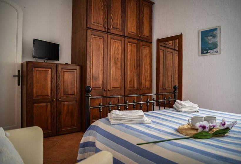 Номер Стандарт с Балконом, Casa Giuliana