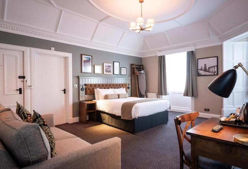 اتاق خانوادگی, The Hawes Inn By Innkeeper S Collection