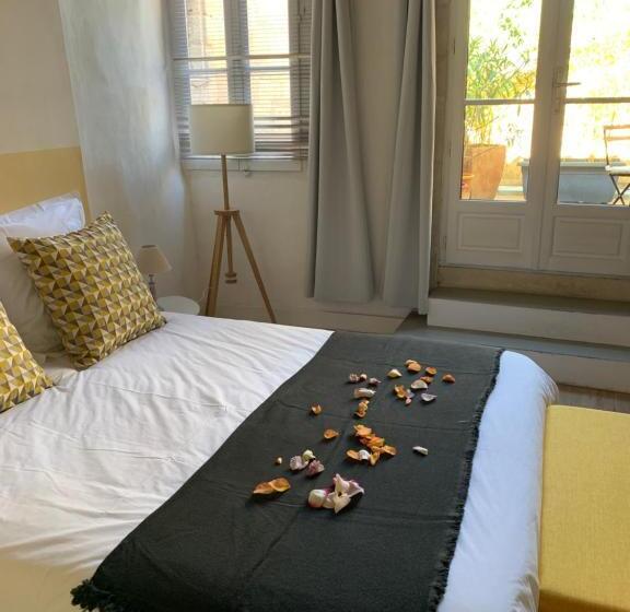 اتاق استاندارد با تراس, In Situ B&b
