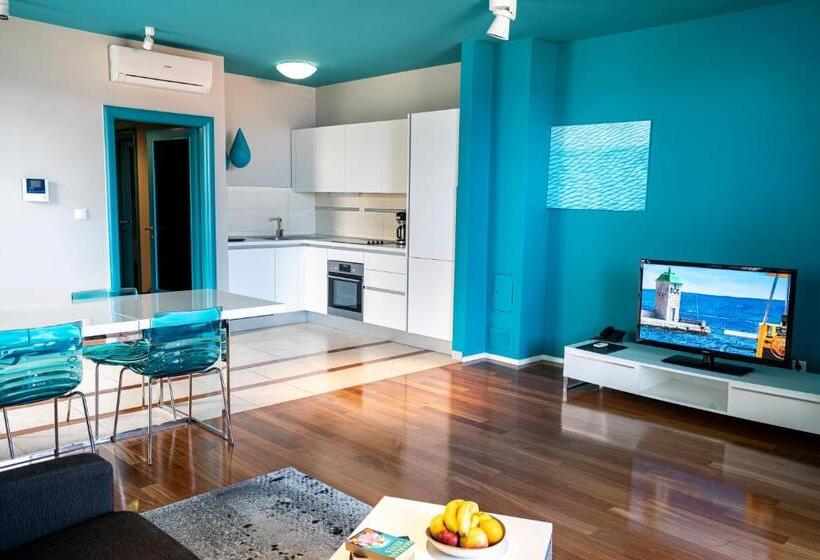 آپارتمان 2 خوابه با چشم‌انداز دریا, Apartments Villa Azzurra Bol