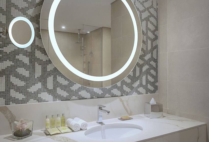 سوئیت دلوکس 2 خوابه, Hilton Doha The Pearl