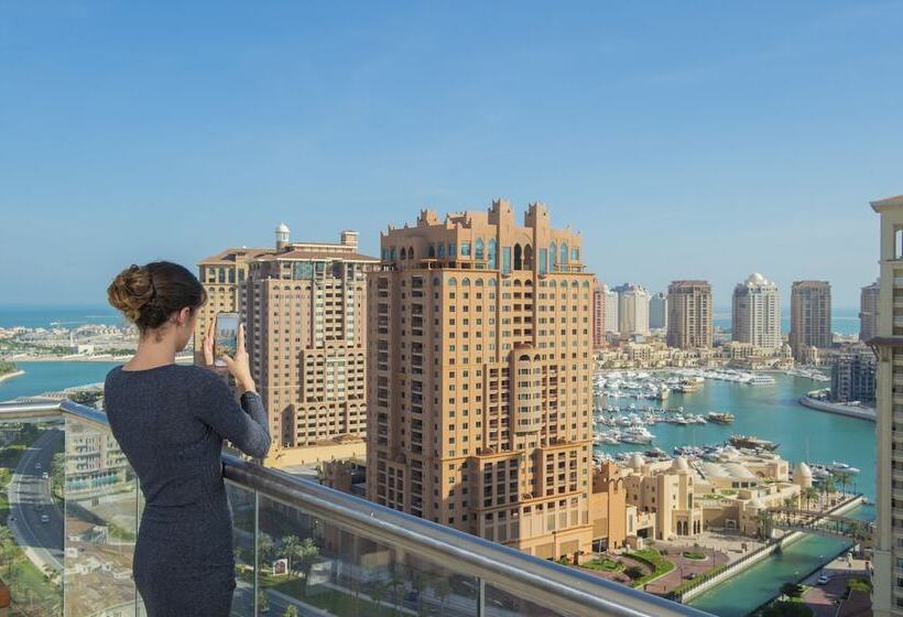 استودیوی سوپریور, Hilton Doha The Pearl
