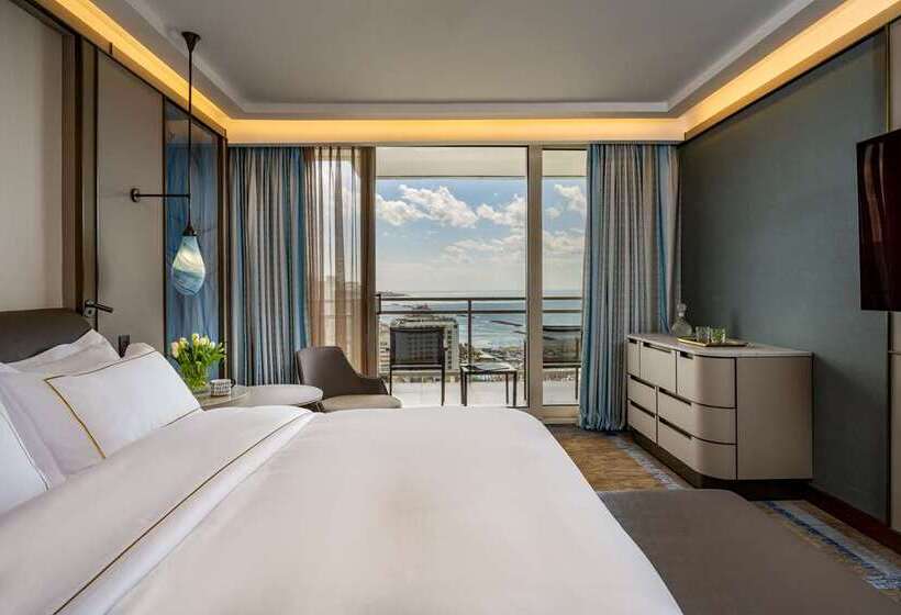 سوییت, Hilton Doha The Pearl
