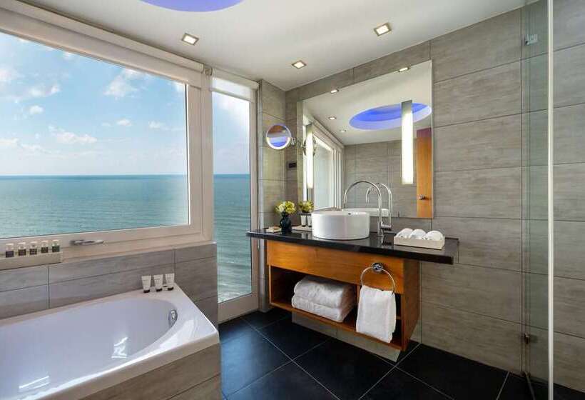 سوییت سوپریور, Hilton Doha The Pearl