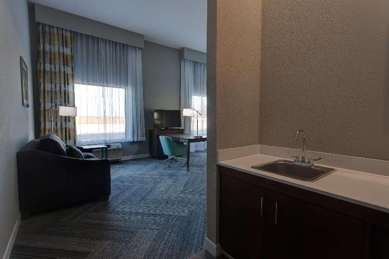 适用于残疾人士的豪华房间, Doubletree By Hilton Hotel Tallahassee