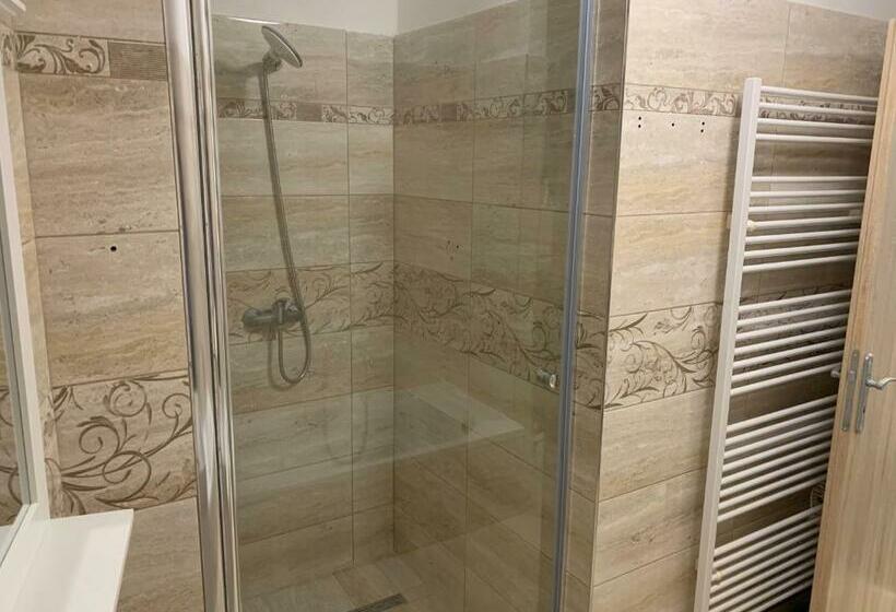 Апартаменты 1 Спальня, Mikulov Inn   Apartments Slunce