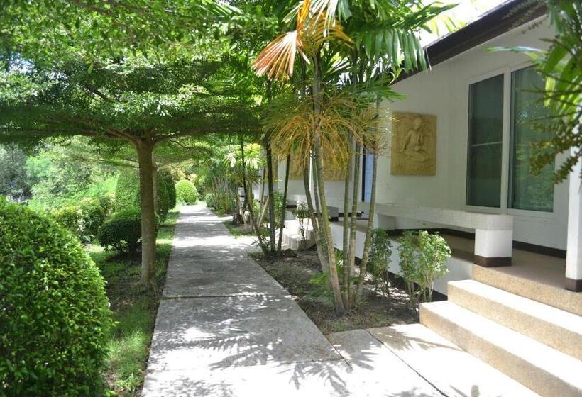 Номер Deluxe, Chaiyo Resort