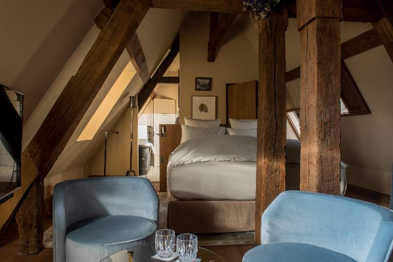 Chambre Supérieure, Cour Des Vosges   Evok Collection