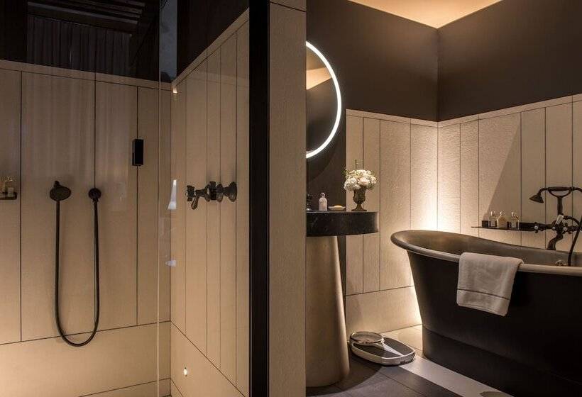 Suite Deluxe, Cour Des Vosges   Evok Collection