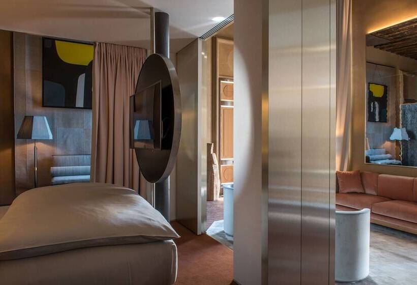 Suite Deluxe, Cour Des Vosges   Evok Collection