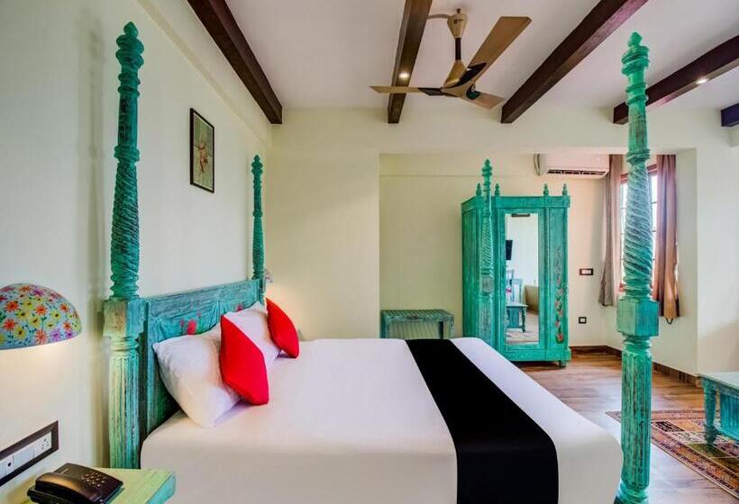 Номер Deluxe Кровать Кинг, La Papa Resort