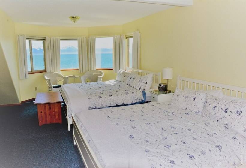 标准间, Driftwood Inn