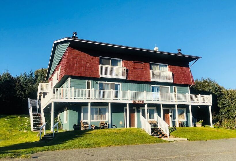 스위트, Driftwood Inn
