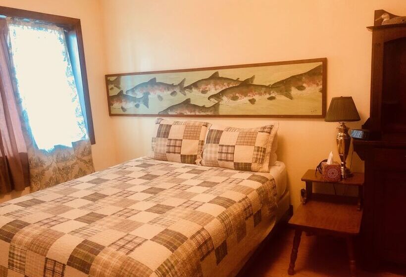 套房, Driftwood Inn